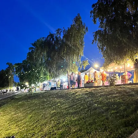 Casa Cristian בית הארחה 3*